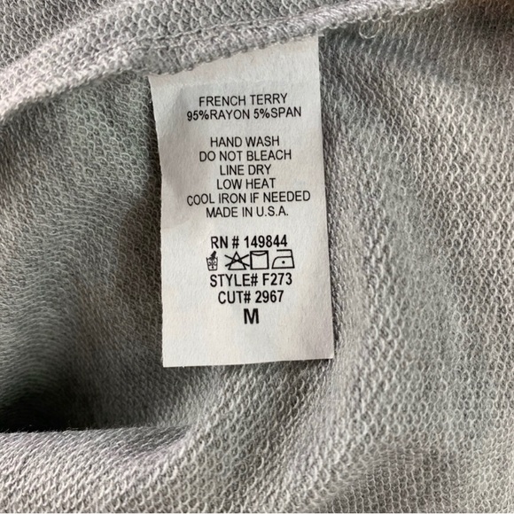 Boutique Red Nose Reindeer Plaid Long Sleeve Top Size Medium - Picture 7 of 7